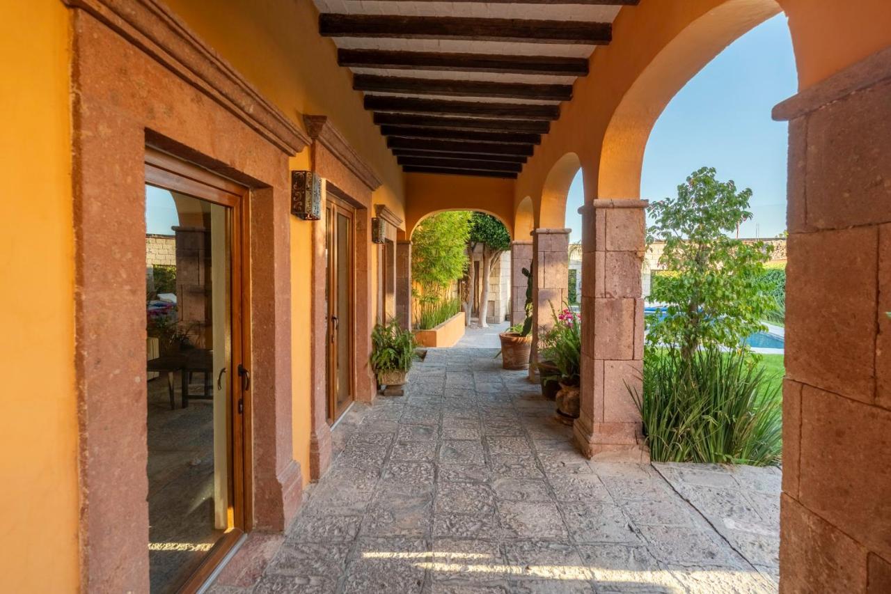 Angelic Centro 2Br, Pool & Jacuzzi, Gated Village Сан Мигел де Аленде Екстериор снимка